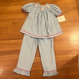 NWT Smocked Snowman 2 piece set 5T
